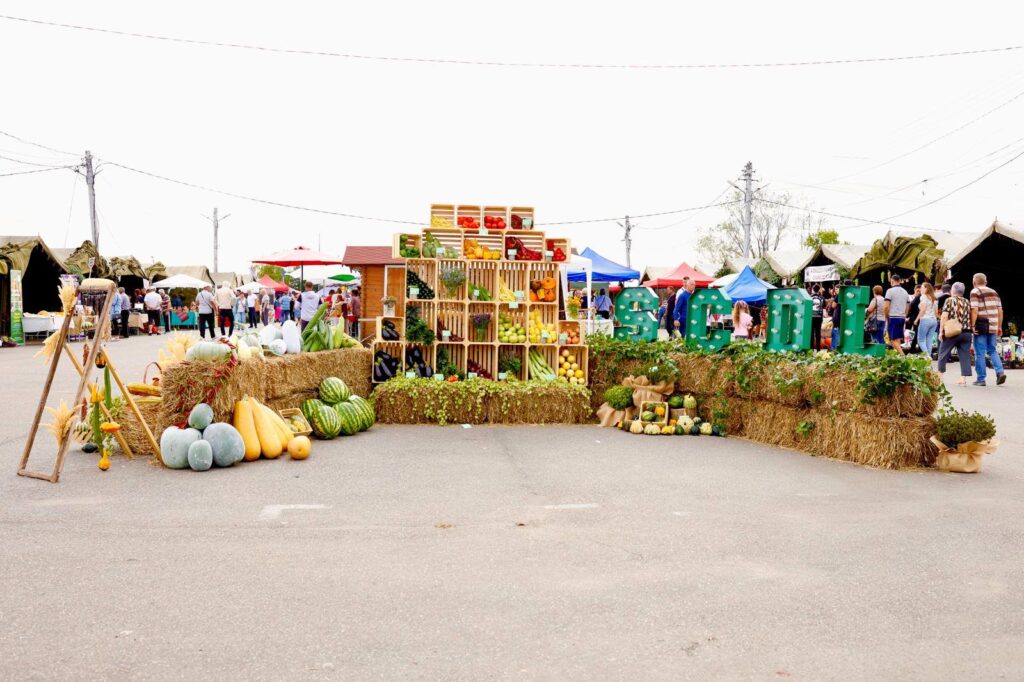 Stațiunea de Cercetare-Dezvoltare pentru Legumicultură Buzău participă la Toamna Buzoiană și Dealu Mare Wine & Food Festival cu legume de colecție și activități pentru copii